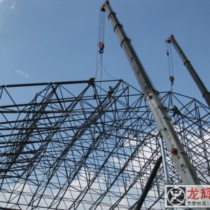 The airport airport steel structure lifting installation maintenance